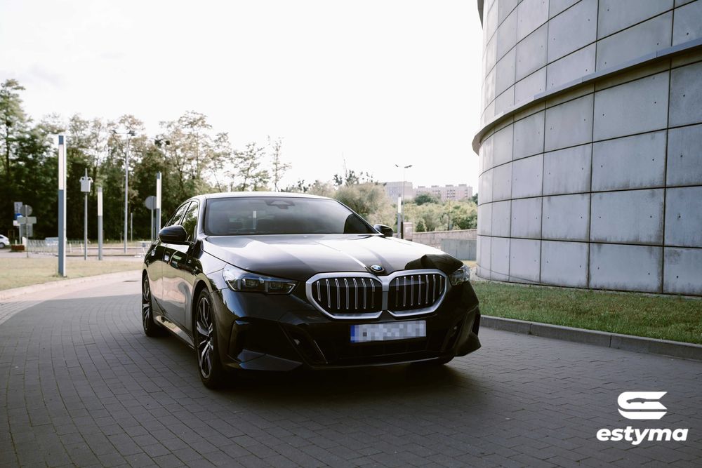 Wynajem samochodu, wypożyczalnia samochodów Estyma - BMW 5 G60