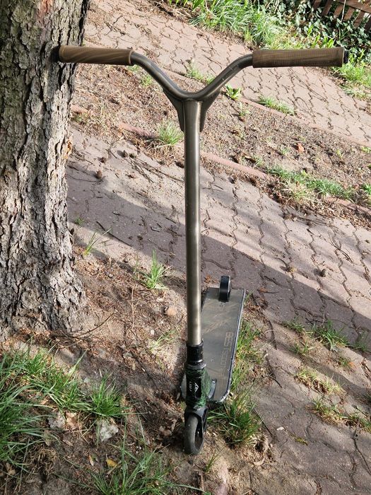 Hulajnoga wyczynowa street