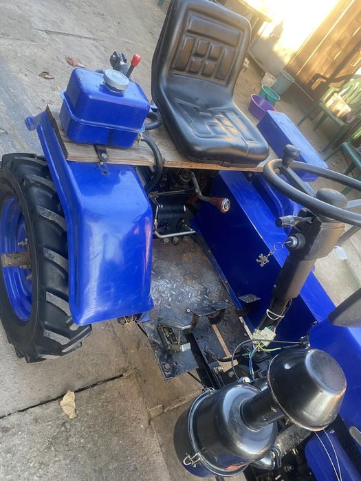 Продам новий тракторець