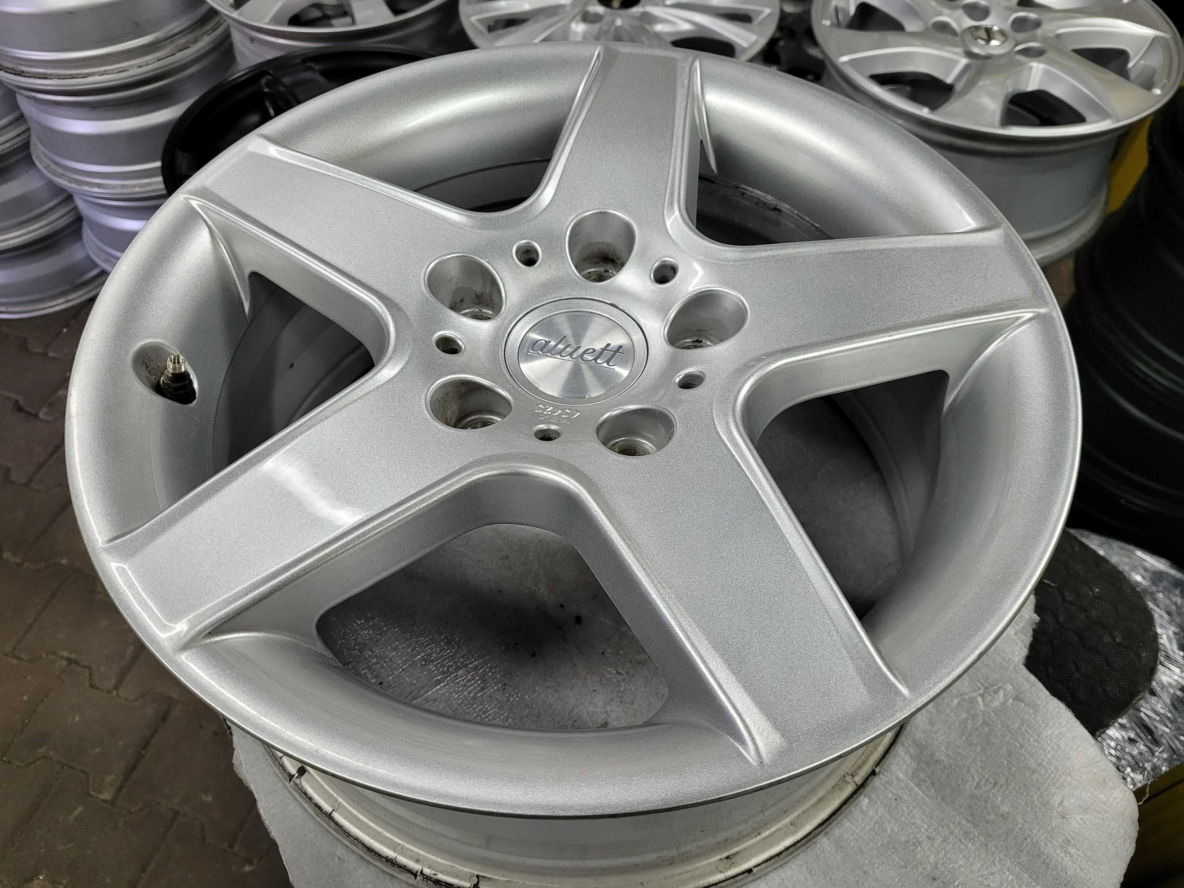 Alufelgi 5x120 16 BMW 1 2 3 F87 E82 E81 F20 F21 Isignia E36 E46 ET40
