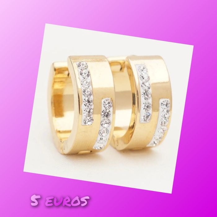 Brincos em aço inoxidável com zirconias