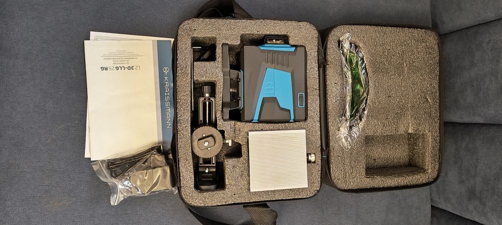 Лазерний рівень KRAISSMANN 12 3D-LLG 25 RG