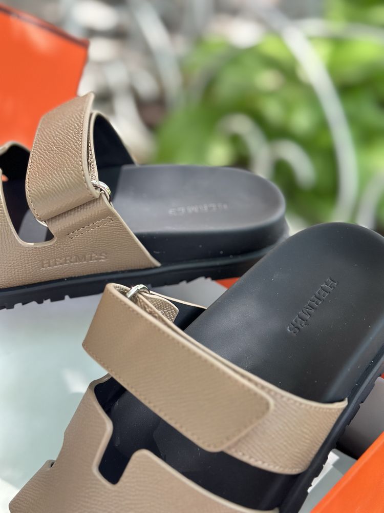 Трендові Тапочки Hermes