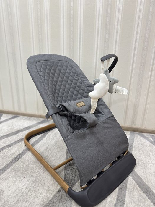 Дитячий шезлонг FreeON Serene Bouncer, стан ідеальний
