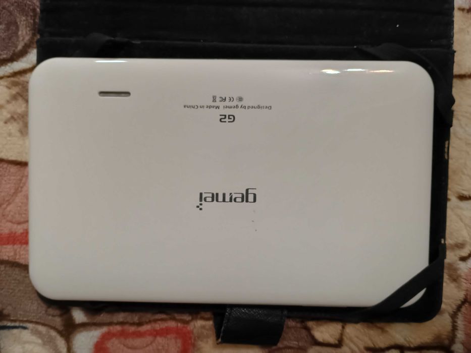лот з 4х планшетів Nexus, G2, Insignia ціна за 4 штуки