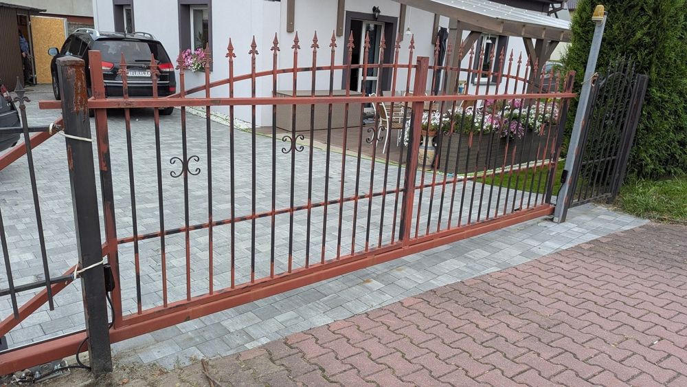 Kuta brama przesuwna + furtka+ 4 przęsła