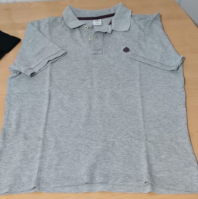 Roupa - Polo piqué chique com gola canelada corte regular - Tamanho M