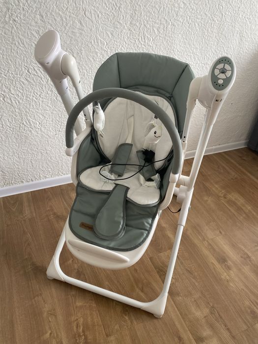 Стільчик для годування, столик, шезлонг, гойдалка Carrello Triumph