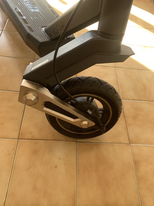 Trotinete NAVE ST3 - Excelente estado de uso