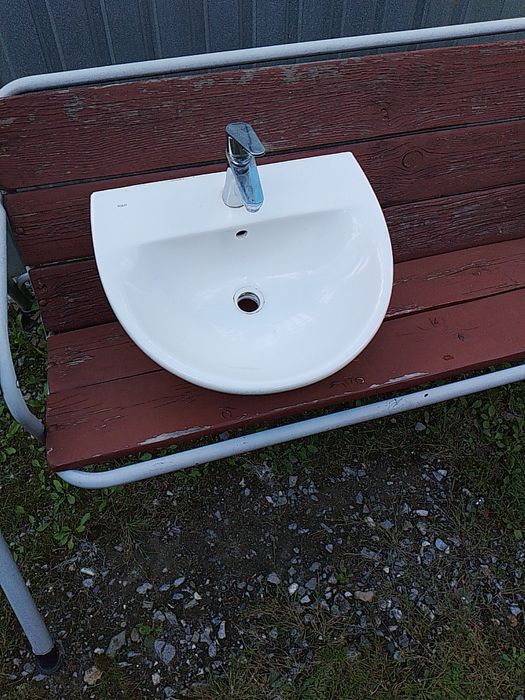 Umywalka używana