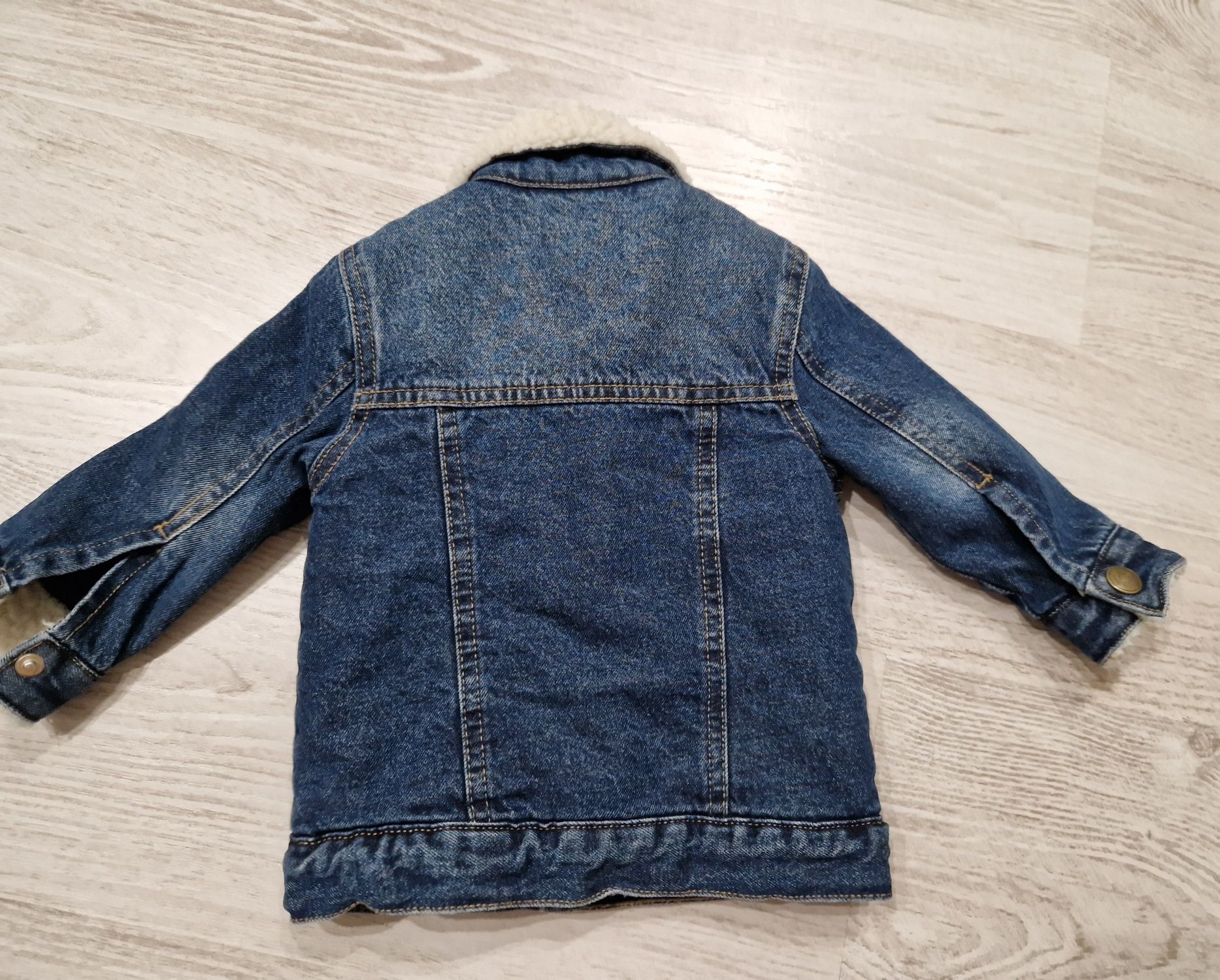 Стильна джинсова куртка з утепленням осінь весна, 74- 80р