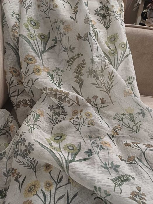 Zestaw 2 zasłon w delikatny kwiatowy wzór