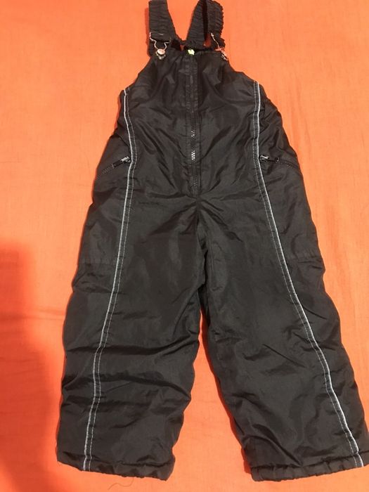 Полукомбинезон.