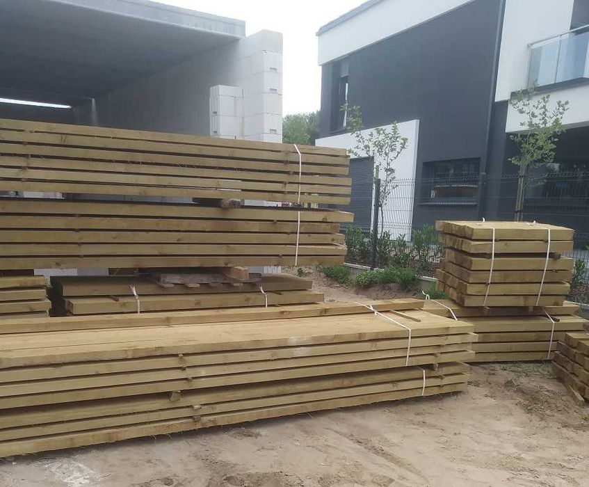 Sprzedam więźbę dachową, deski, kantówki, belki drewniane i inne.