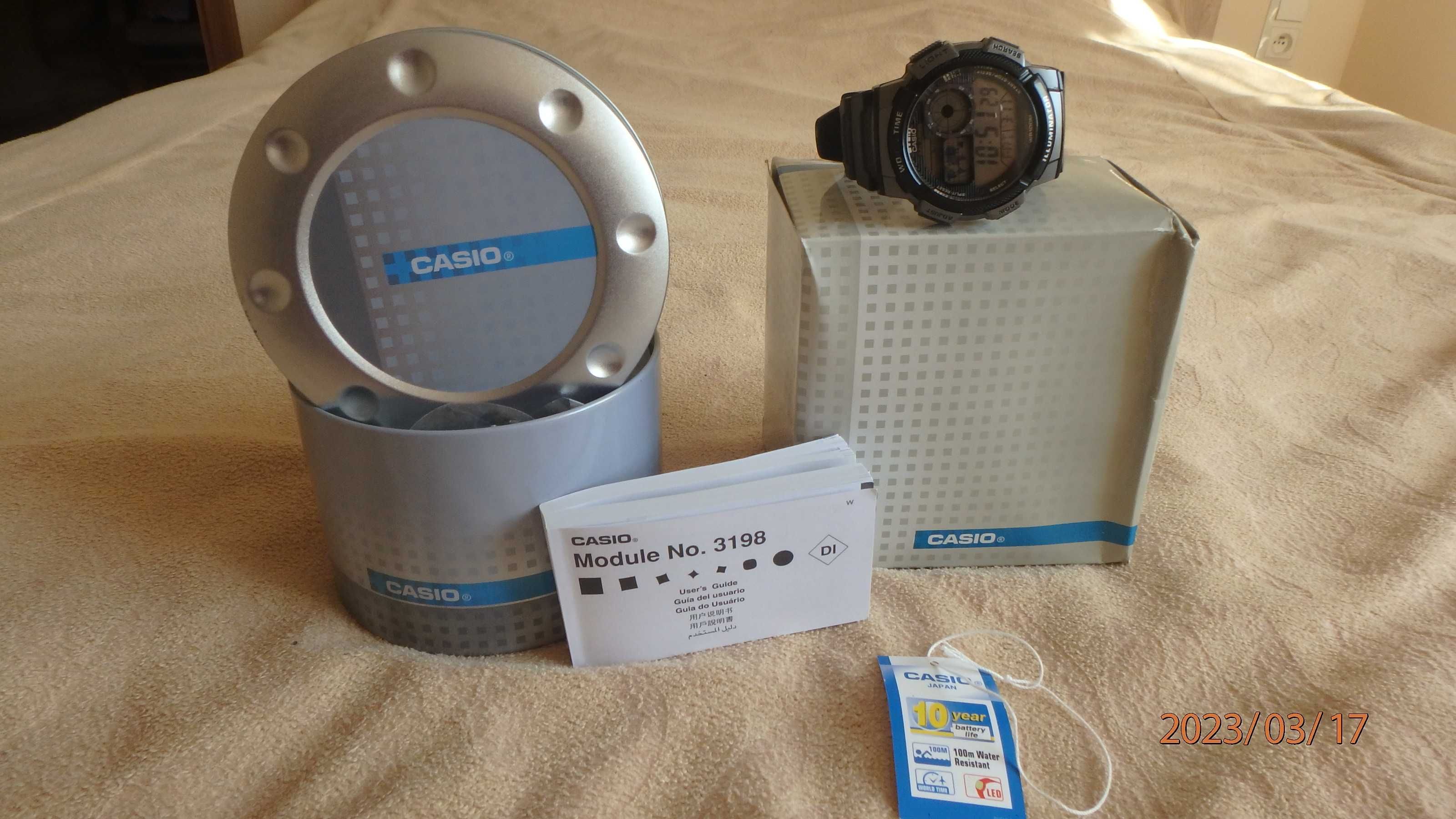 Zegarek męski, młodzieżowy CASIO AE-1000W 1BVDF World Time + puszka.