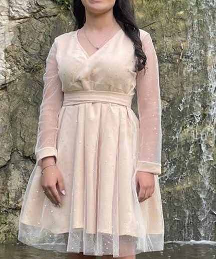 Vestido curto manga comprida