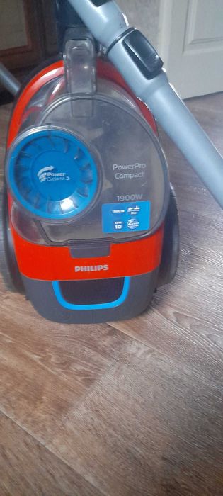 Продам пилосос PHILIPS