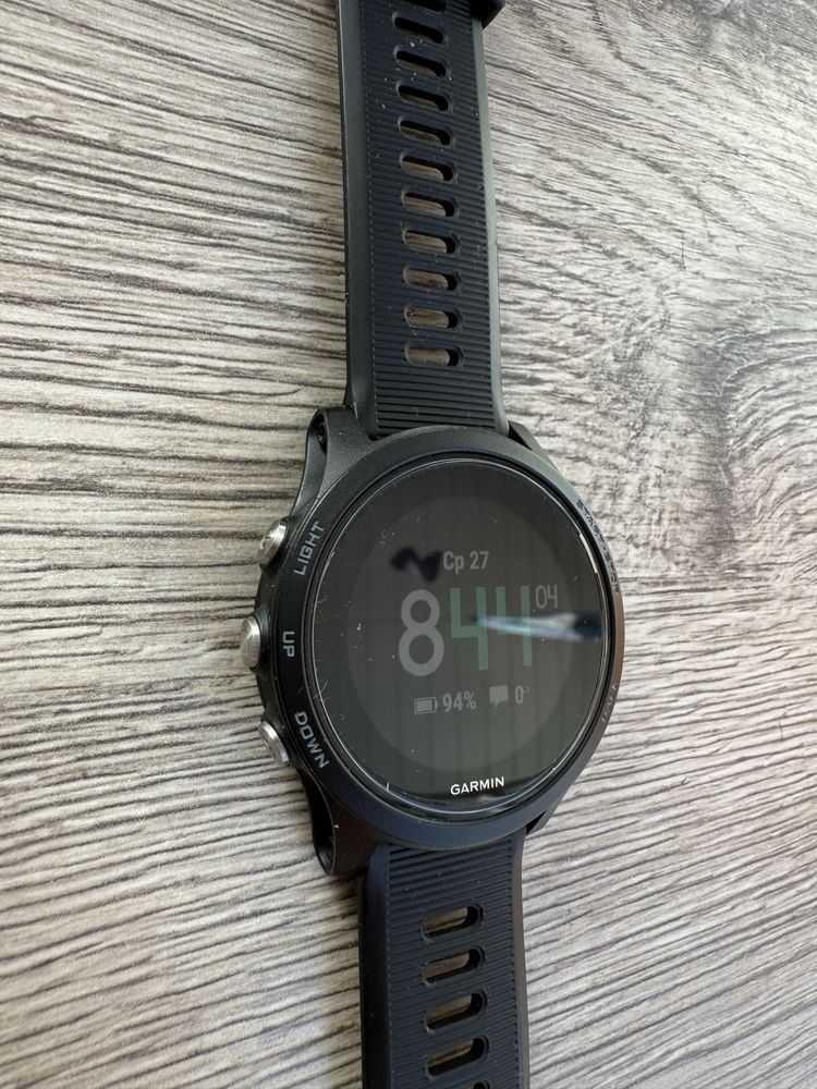 Спортивные часы Garmin forerunner 935