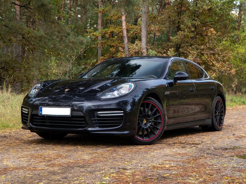 Porsche Panamera Gts