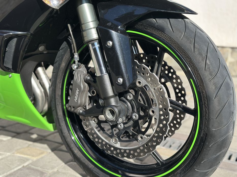 Kawasaki ZX6R 2010 з Японії !