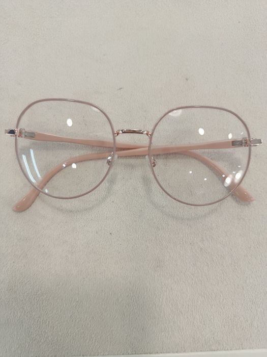 Оправа жіноча 300 грн.