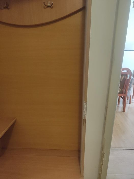 Garderoba używana