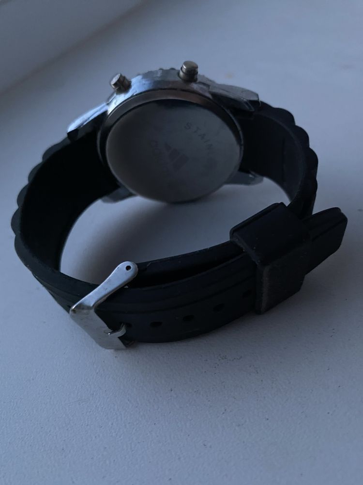 Led годинник Adidas