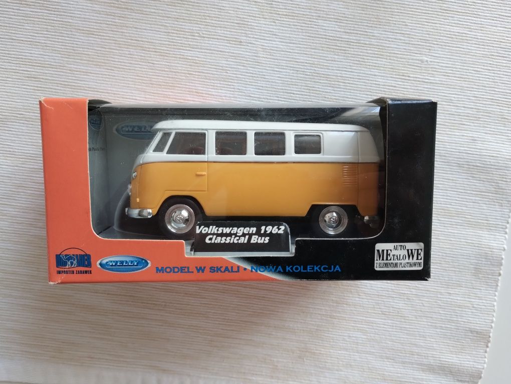 Model -Volkswagen  bus - skala 1:34