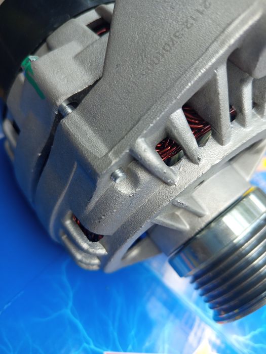 Продам генератор ваз 2110-100а