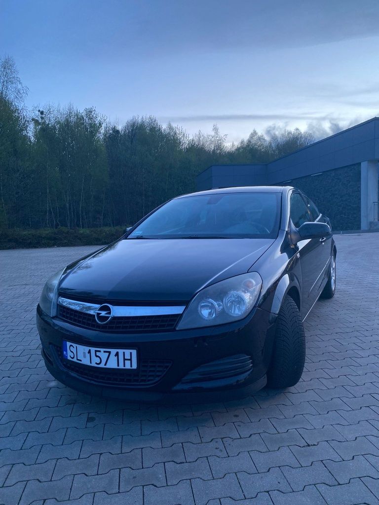 Opel Astra H 1.6 stan idealny
