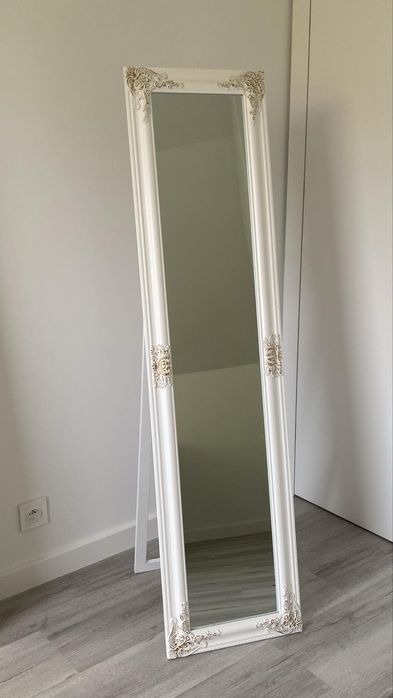 Lustro stojące NORDBORG 40x160 – białe, złote, lite drewno