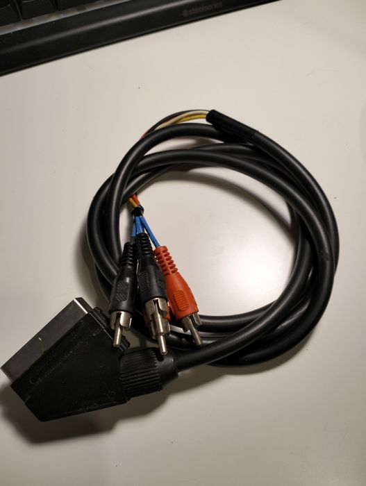 Kabel typu Scart