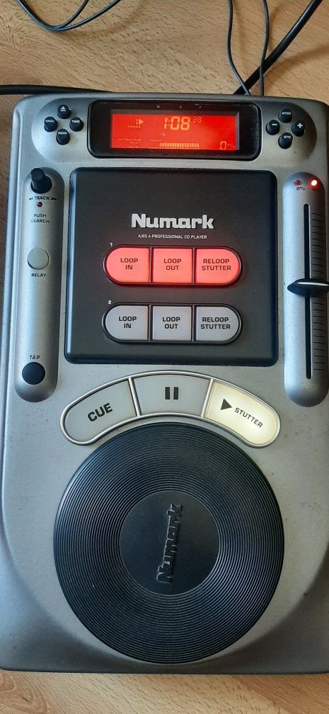 Equipamento Dj (Numark e Behringer)