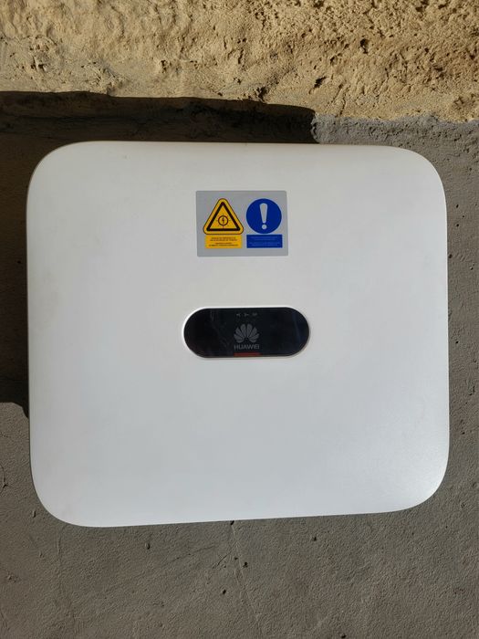 Falownik Huawei SUN2000-4KTL M0