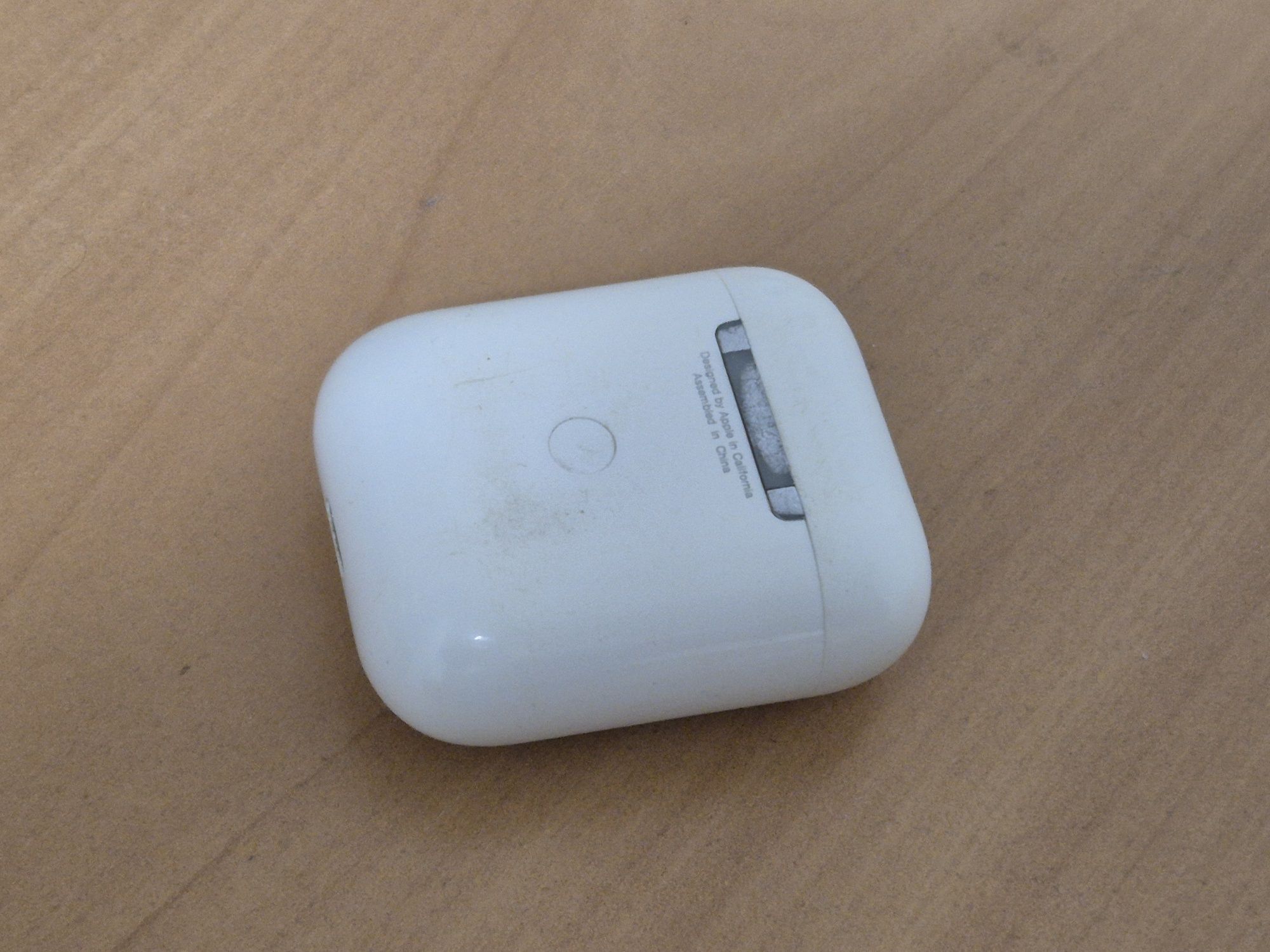 AirPods наушники