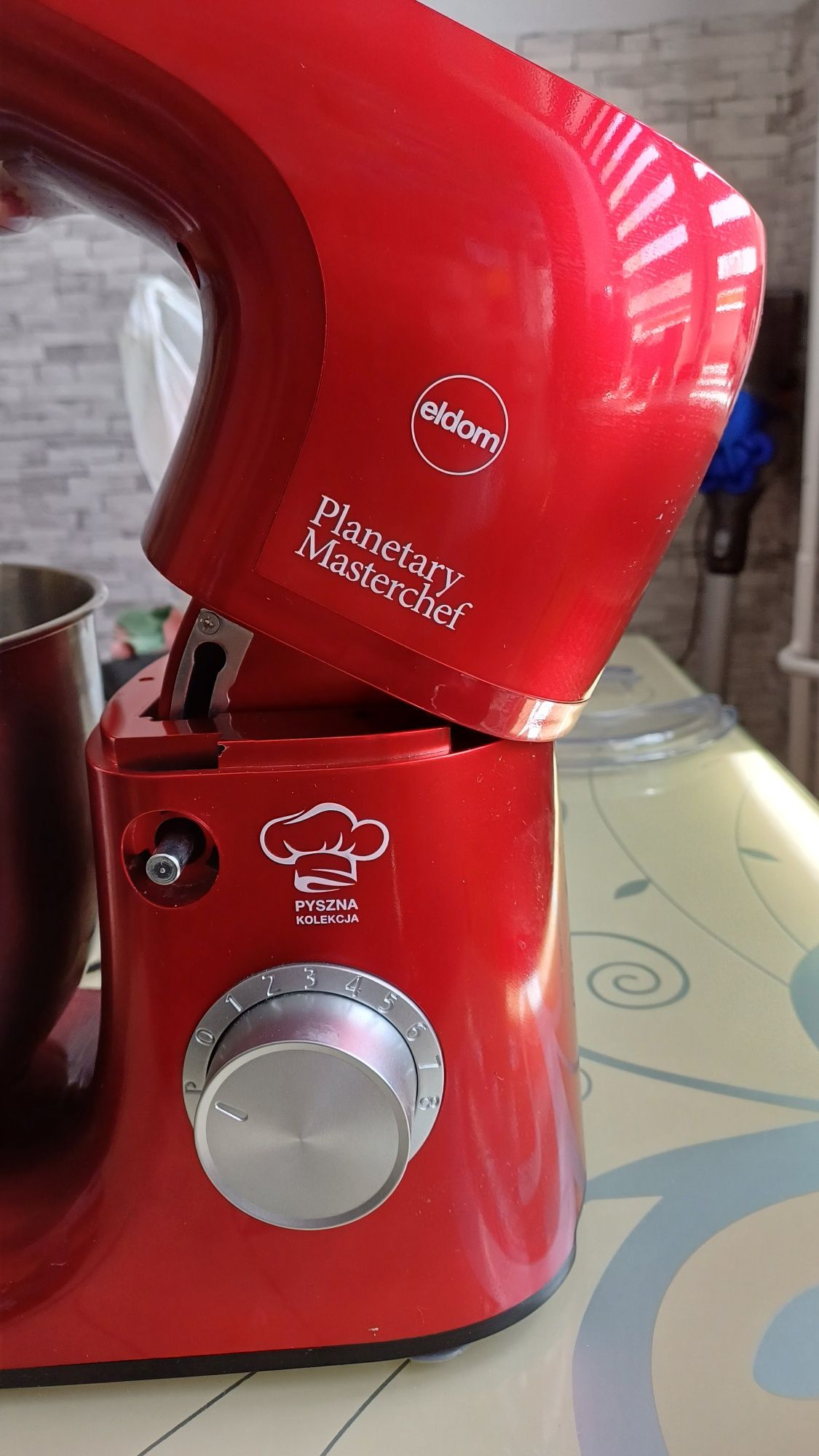 Robot kuchenny Eldom