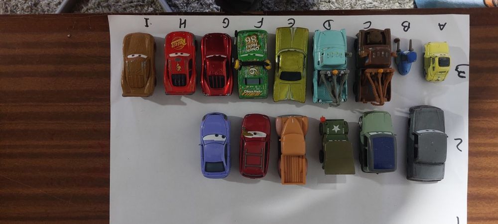 Pista corrida e carrinhos fasisca Mcqueen