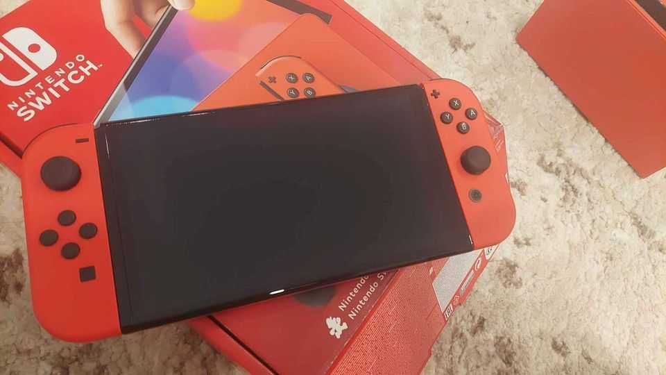 Nintendo Switch Oled *RED EDITION*
