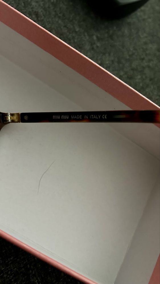 Oculos da Miu Miu castanhos