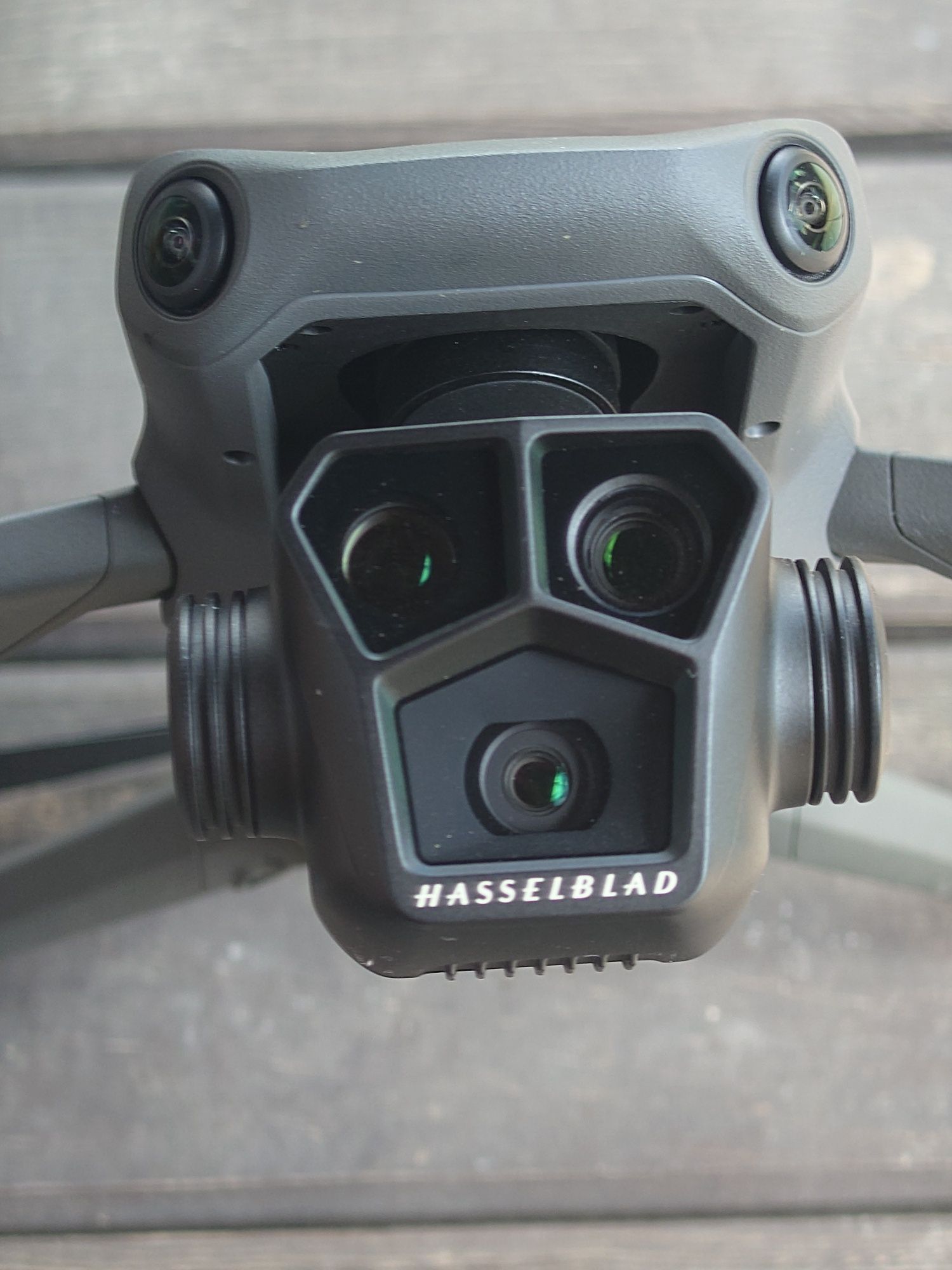 DJI Mavic 3 Pro 2 baterie, ładowarka i zestaw filtrów ND Freewell