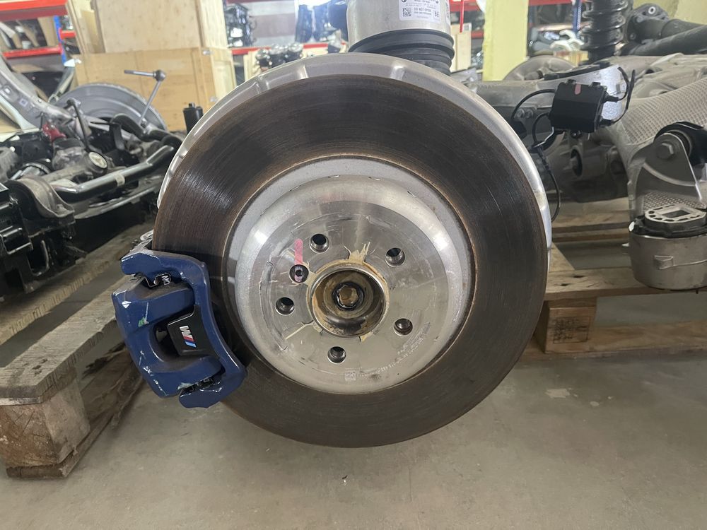 Тормоза М BMW G05 G06 g07 X5 X6 X7