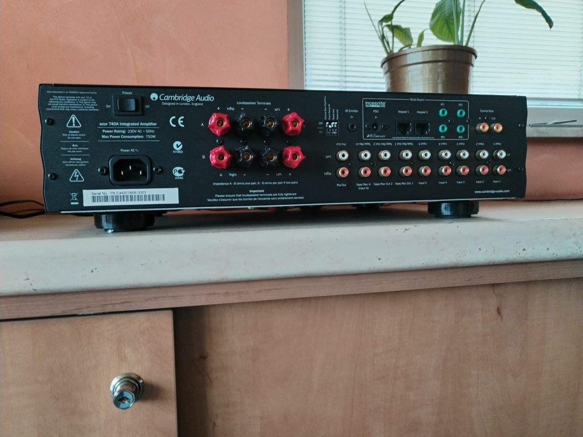 Cambridge Audio AZUR 740A wzmacniacz stereo