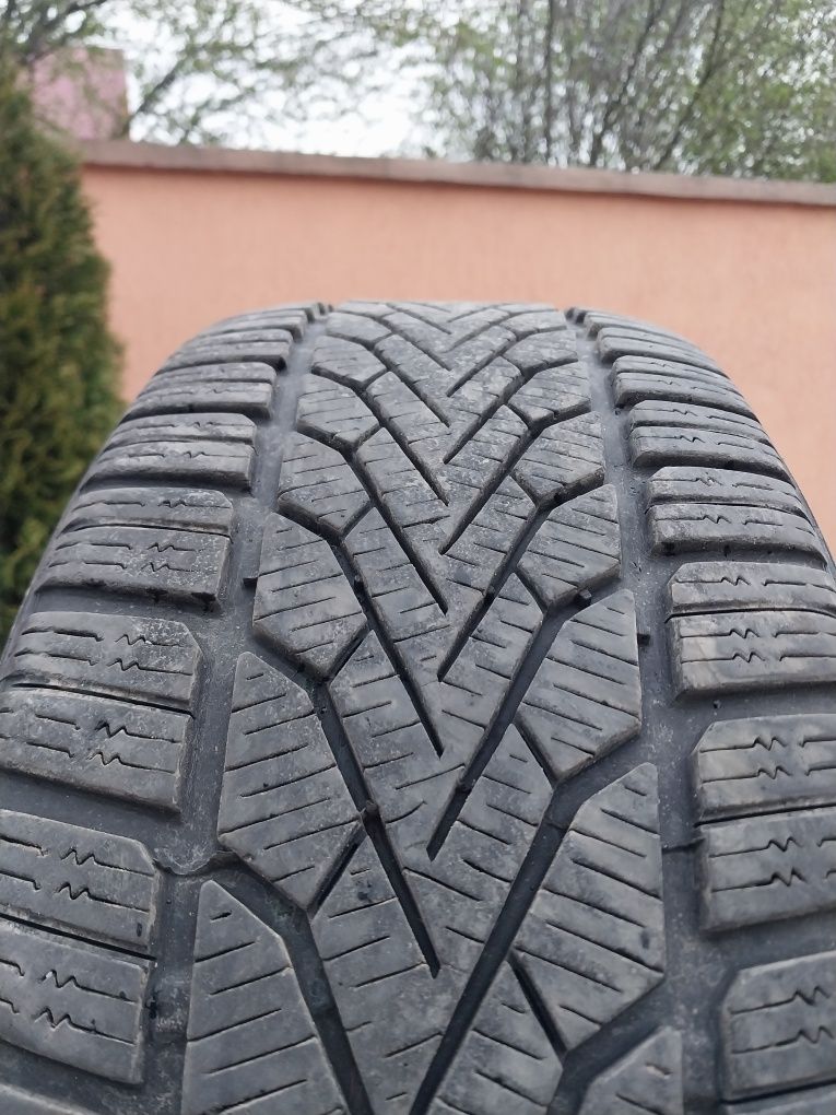 Шини Semperit Speed grip 2 205/55R16 зима