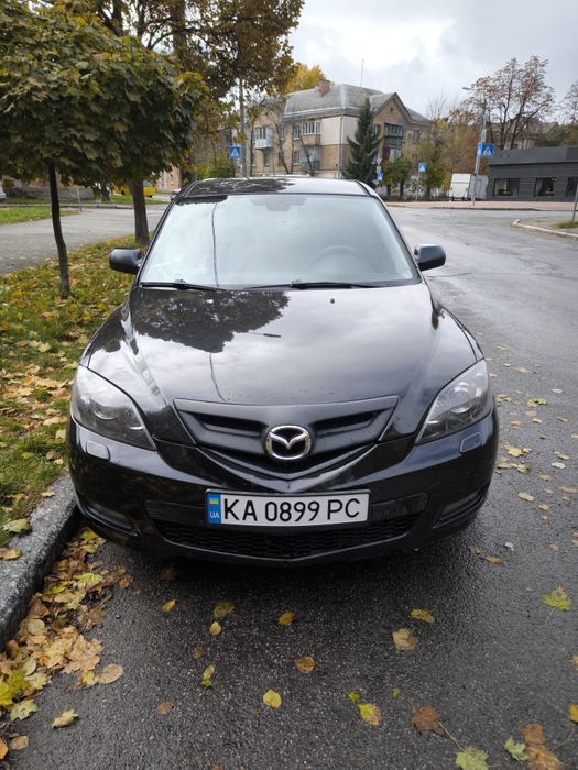 Автомобиль Мазда Mazda 3