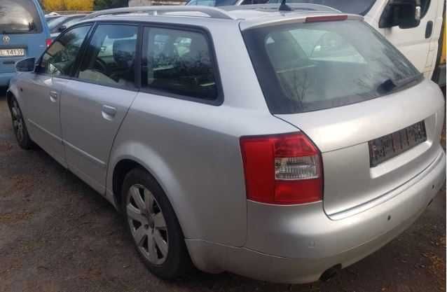 Wszystkie części audi a4 b6 ly7w mam wiele audi w tym kolorze