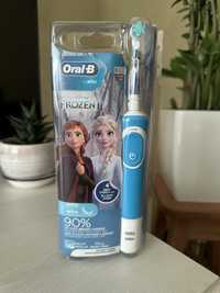 Електрична зубна щітка Oral-B Frozen II