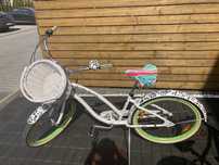 Rower damski Electra Blanc et Noir 7i