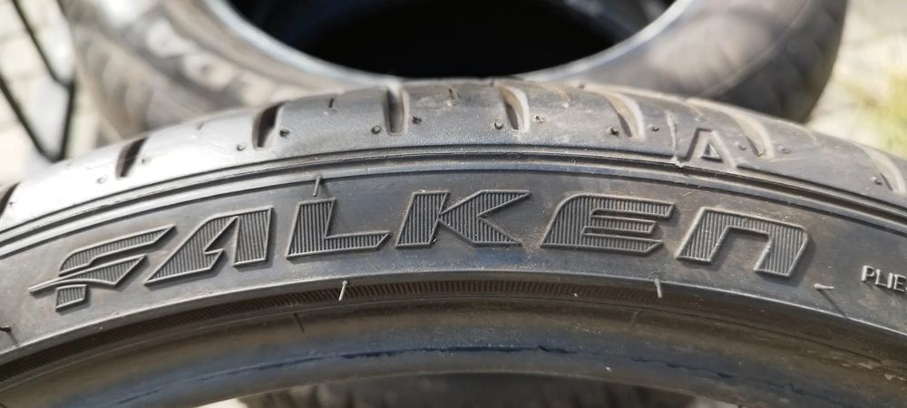 245/30/19 falken azenis fk510