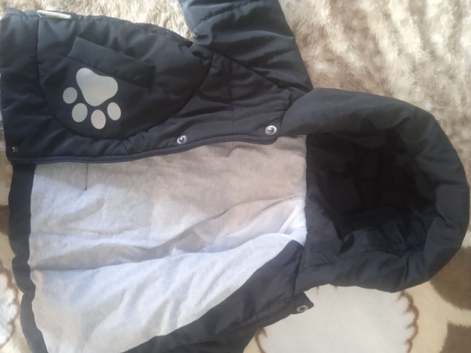 Продам курточку нова