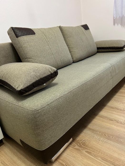 Kanapa z wstawkami z ekoskory